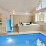 度假居 5 Star In Henne