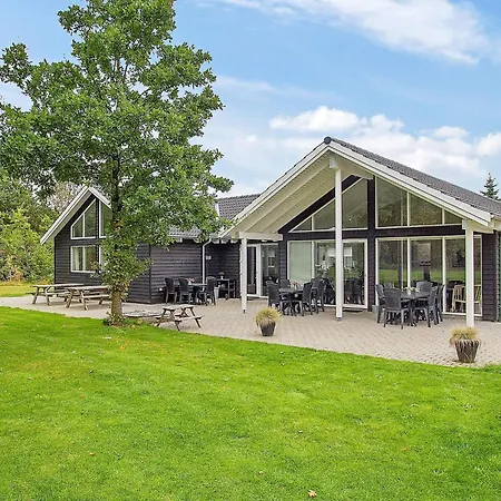 Luxury Pool Retreat In Henne - By Traum