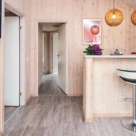 5 Star In Henne Feriehus