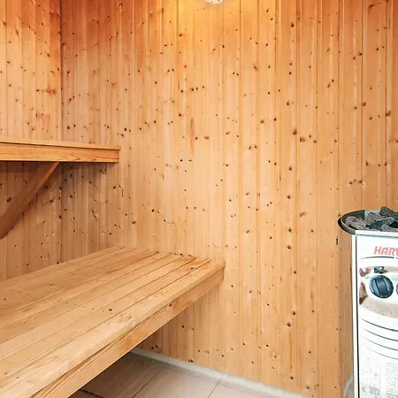 Holiday home 5 Star In Henne *