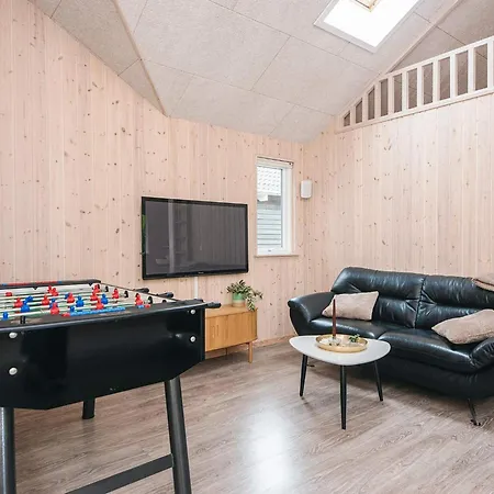 5 Star In Henne Holiday home Henne Strand