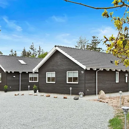 18 Person In Henne Holiday home Henne Strand